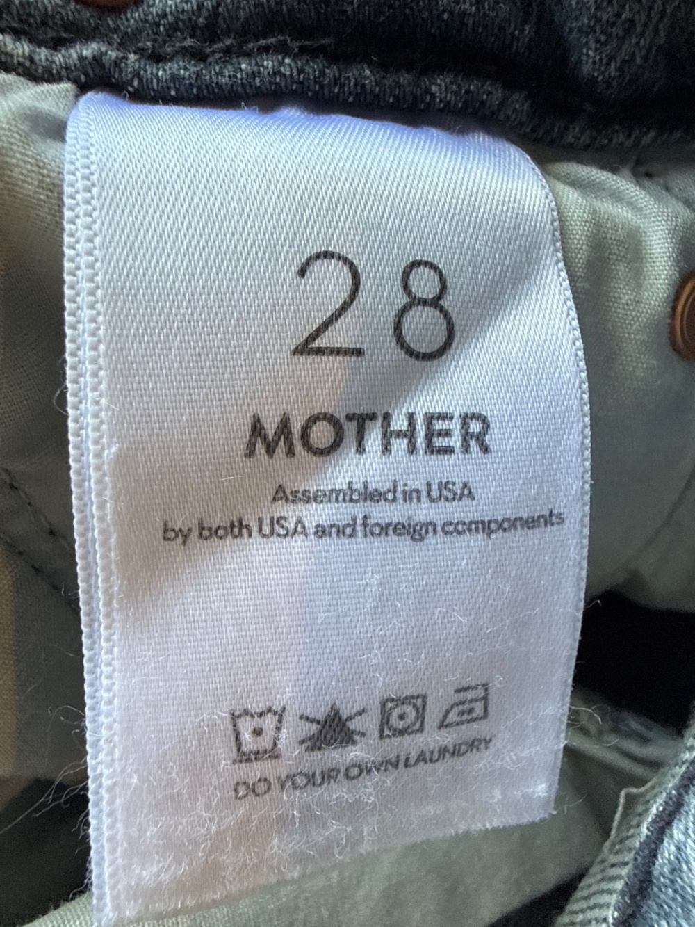 NEW! Mother Superior The Ditcher Roller Sneak Jeans Gray Size 28 - Picture 8 of 8